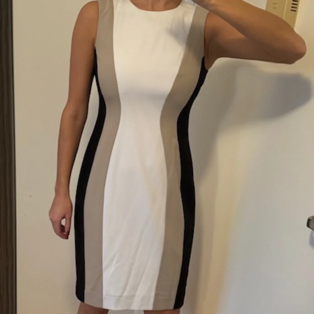 Calvin Klein White Patterned Work Dress - Picture 1 of 2